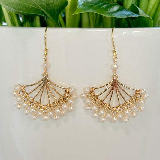 Freshwater Pearl Rolo Fan Beaded Earrings