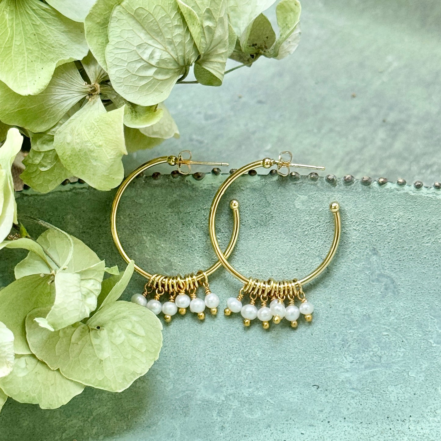 Freshwater Pearl 7-Bead Midi Hoop Earrings