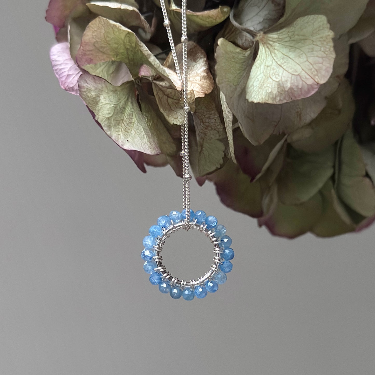 Cornflower Blue Kyanite (Midi Bead) Pendant Necklace (Silver)